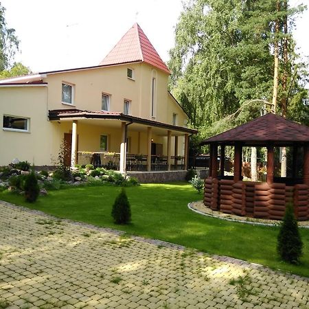 Kaut-Kompania Hotel Łomonosow Zewnętrze zdjęcie